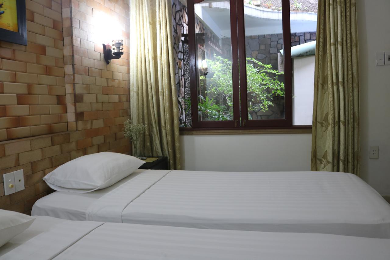 Nhi Trung Hotel ホイアン エクステリア 写真
