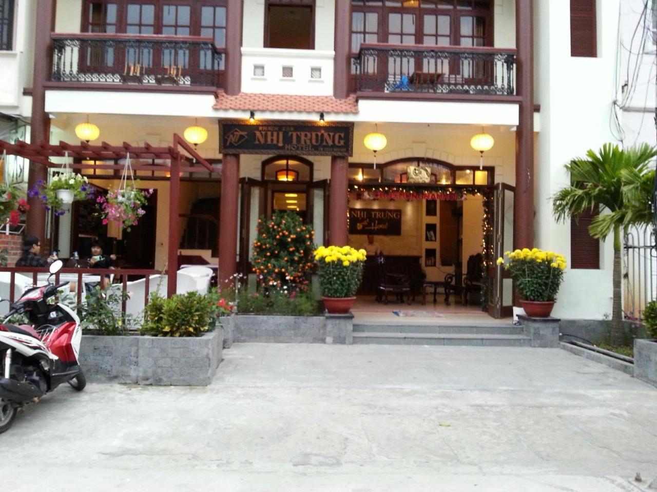 Nhi Trung Hotel ホイアン エクステリア 写真